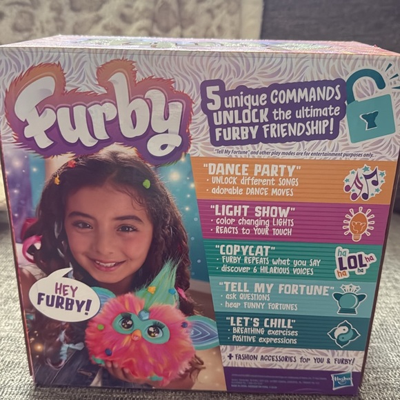 Brand New Orange Furby in Box - Picture 3 of 4